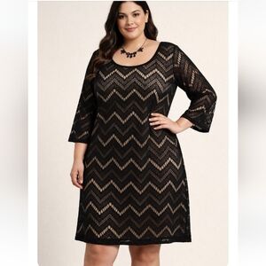 Avenue Black & Nude Zigzag Lace Dress NWT Size 18/20 Plus Shift Cocktail